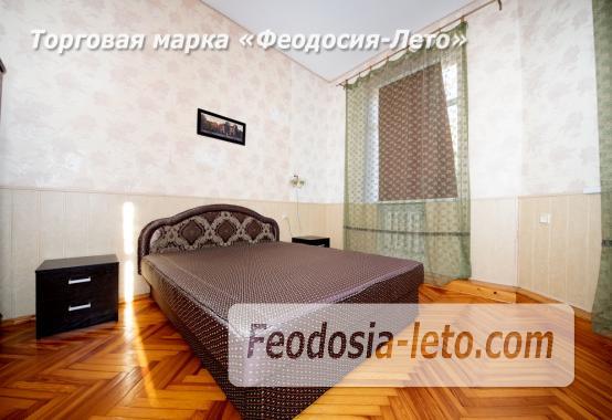 2-комнатная квартира на длительный срок в г. Феодосия, улица Пушкина - фотография № 1