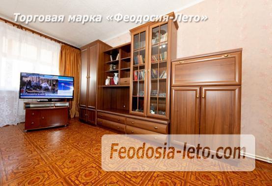 2-комнатная квартира на лето в Феодосии на улице Крымская, 82-Б - фотография № 1