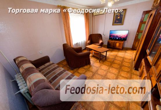 2-комнатная квартира в Феодосии, в центре, в высотном доме - фотография № 4