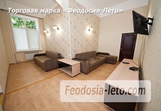 2 комнатная комфортабельная квартира в Феодосии, улица Русская, 38 - фотография № 2