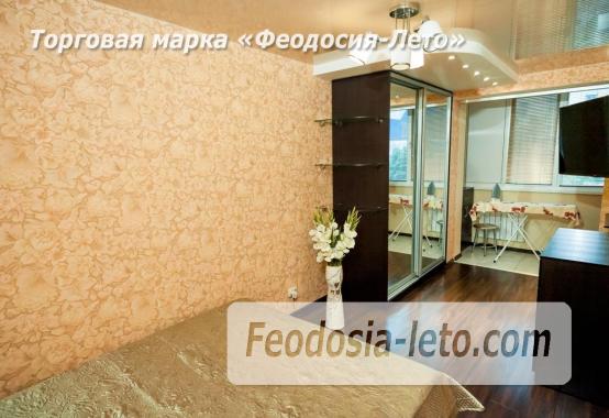 2 комнатная квартира в Феодосии, улица Горбачёва, 4 - фотография № 3