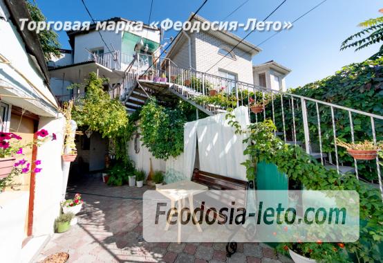 Мини гостиница на берегу моря в Феодосии на улице 3-го Интернационала - фотография № 2