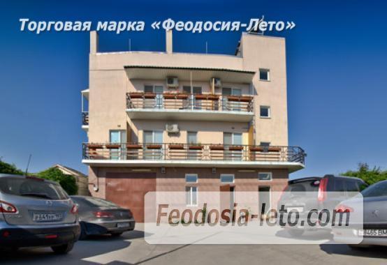 Гостевой дом в Феодосии с недорогим питанием на улице Маяковского - фотография № 1