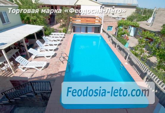Гостиница с бассейном в Феодосии на улице Дружбы - фотография № 27