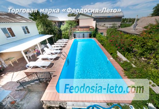 Гостиница с бассейном на улице Дружбы в Феодосии - фотография № 33
