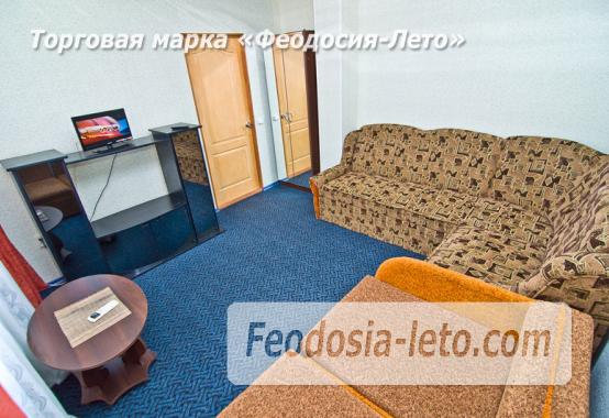 Мини отель в Феодосии с кухней в номерах на улице Гарнаева - фотография № 9