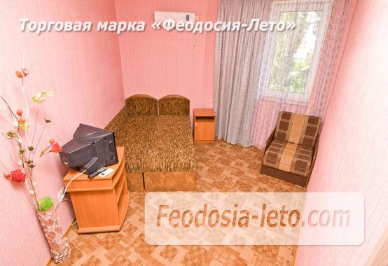 Мини отель в Феодосии с кухней в номерах на улице Гарнаева - фотография № 14