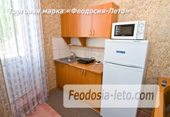 Мини отель в Феодосии с кухней в номерах на улице Гарнаева - фотография № 17