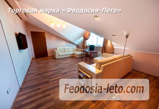 Роскошные апартаменты в Консолевском доме, ул. Десантников 7-б - фотография № 3