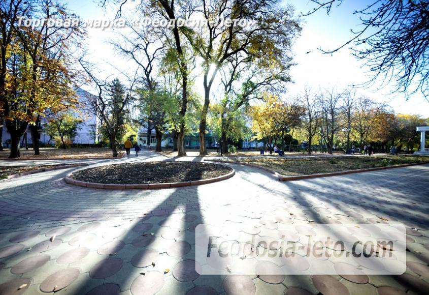 Юбилейный парк и фонтан Доброму гению в Феодосии - фотография № 10