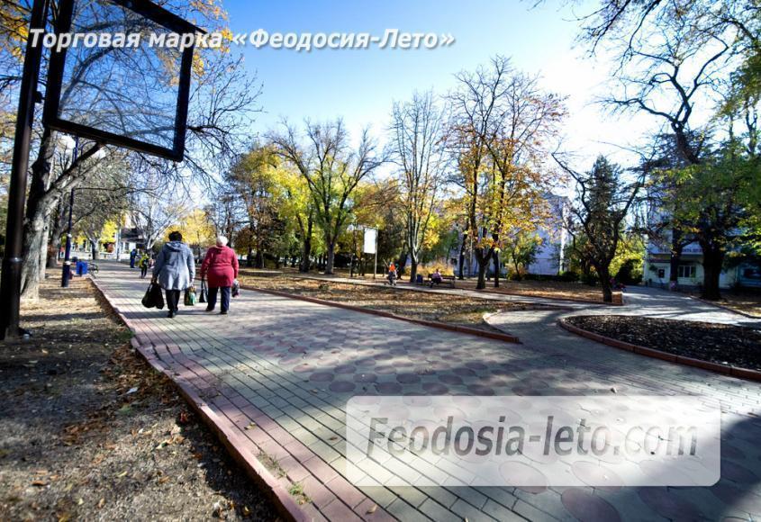 Юбилейный парк и фонтан Доброму гению в Феодосии - фотография № 4