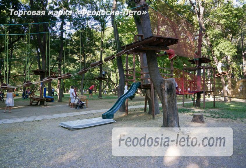 Комсомольский парк в Феодосии - парки города - фотография № 32