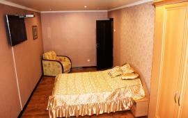 2 комнатная квартира в Феодосии, улица Крымская, 82-Г
