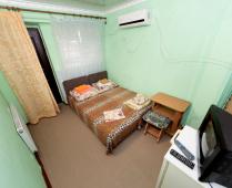 Мини гостиница на берегу моря в Феодосии на улице 3-го Интернационала - фотография № 1