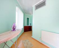 Коридор на 3 этаже в мини гостинице в Феодосии на улице 3-го Интернационала - фотография № 1