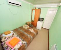 Мини гостиница на берегу моря в Феодосии на улице 3-го Интернационала - фотография № 2